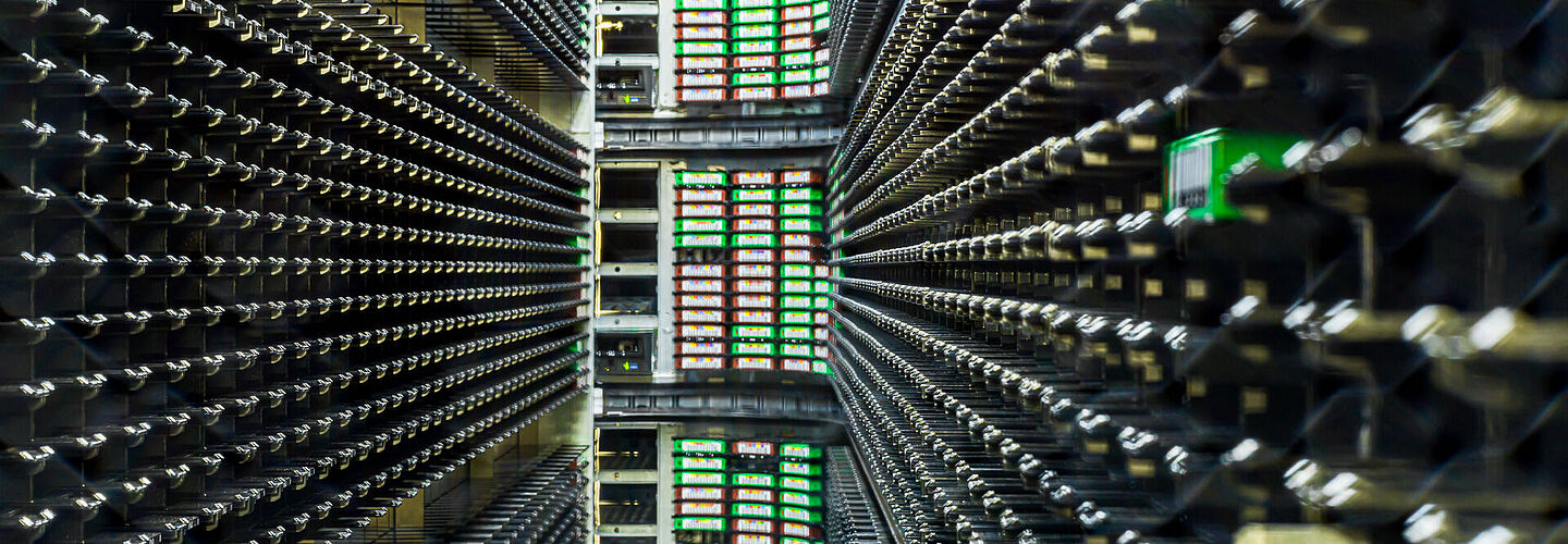 Bandspeicheranlage der Abteilung IT Bandspeicheranlage der Abteilung IT