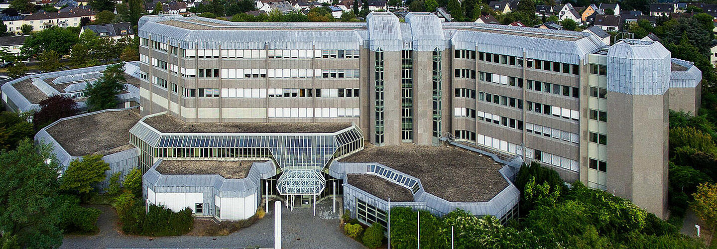 Luftbild des Standortes Koblenz, 2016 Luftbild des Standortes Koblenz aus Westen, 2016