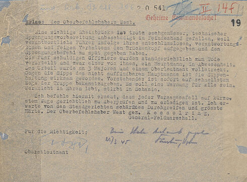 Erlass Albert Kesselrings vom März 1945 Durchschlag eines auf einer Schreibmaschine verfassten Dokuments mit handschriftlichen Ergänzungen